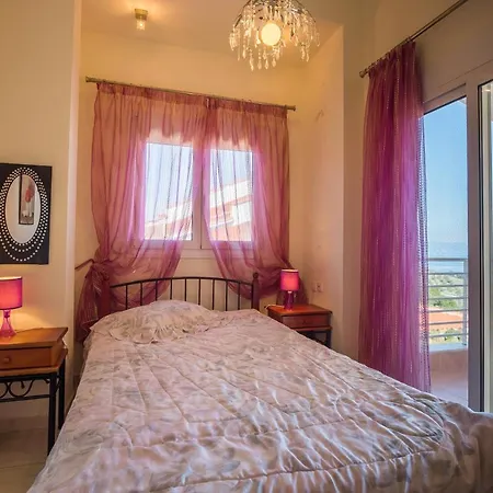Villa Apostolos Private Resindence *
