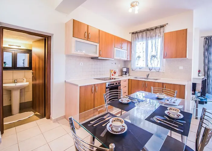 Вилла Apostolos Private Resindence