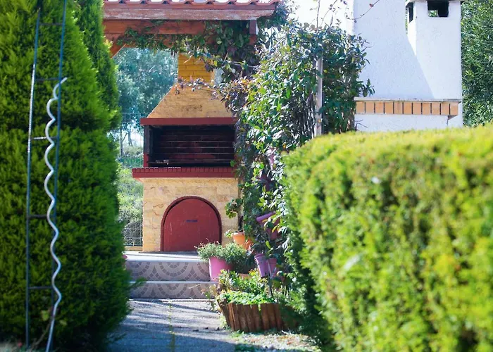 Apostolos Private Resindence